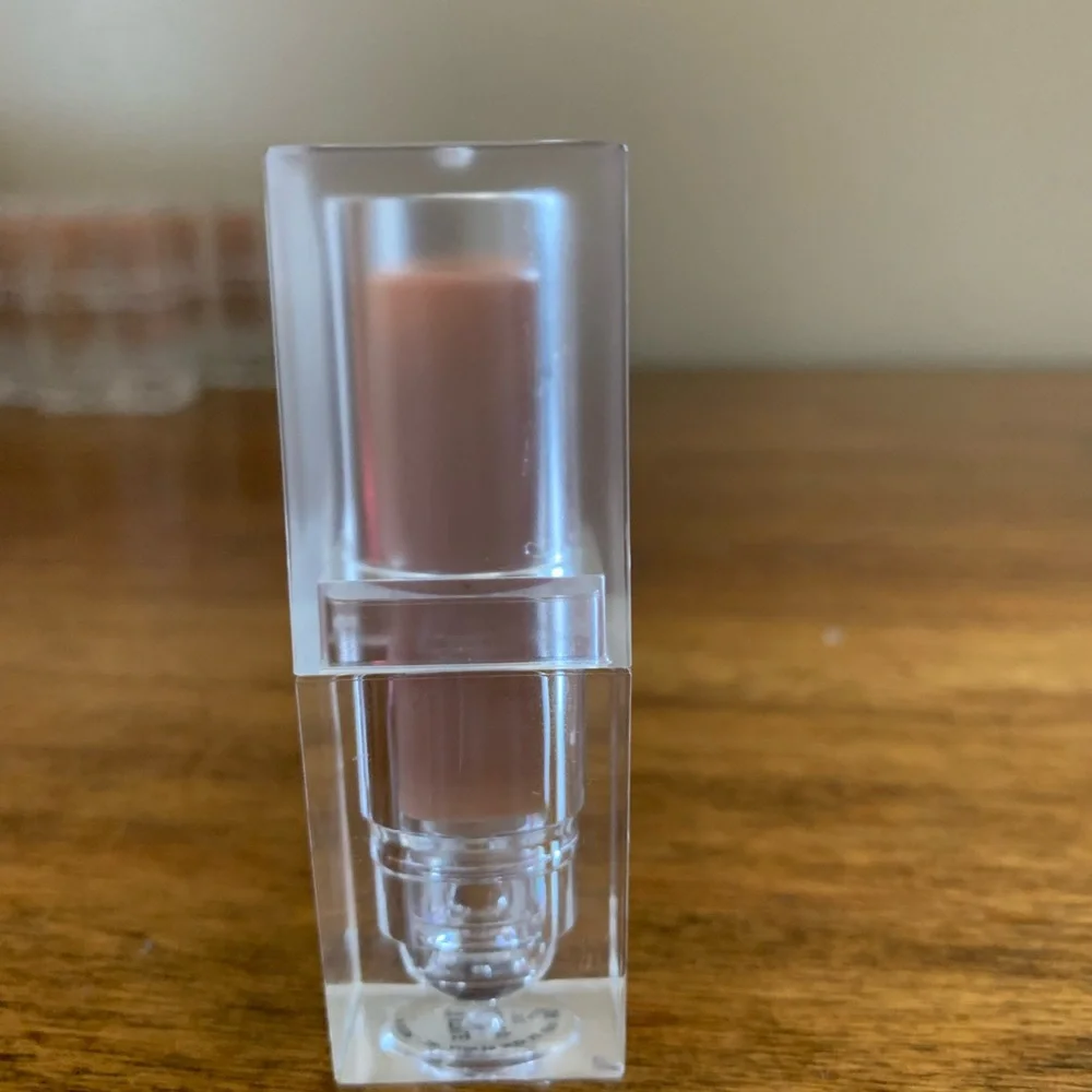 KKW Beauty 90’s Moment Lipstick - Picture 4 of 4